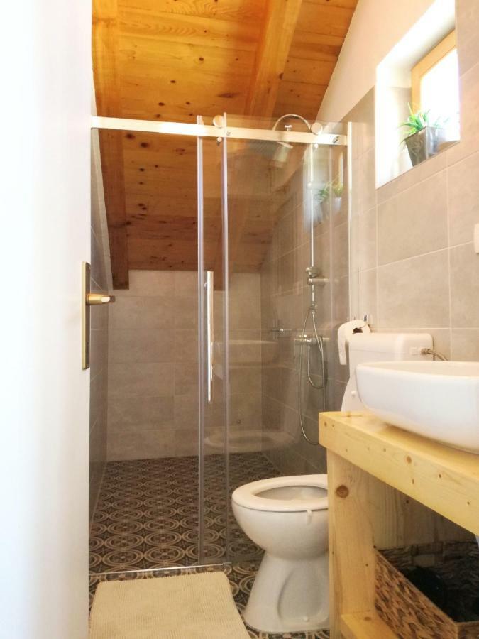 Apartment Cernesa Ražanac Екстериор снимка