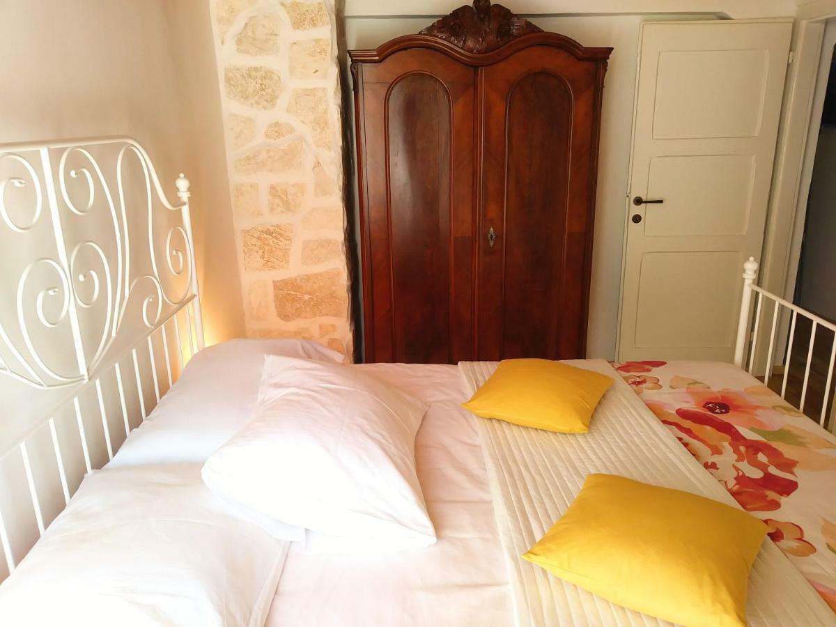 Apartment Cernesa Ražanac Екстериор снимка